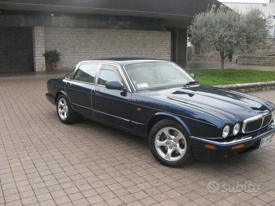 Usato 1999 Jaguar XJ Benzin (19.000 €)