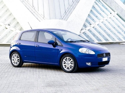 Usato 2006 Fiat Grande Punto 1.2 Diesel 75 CV (2.990 €)