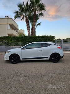 Usato 2009 Renault Mégane Coupé 1.5 Diesel 110 CV (4.500 €)