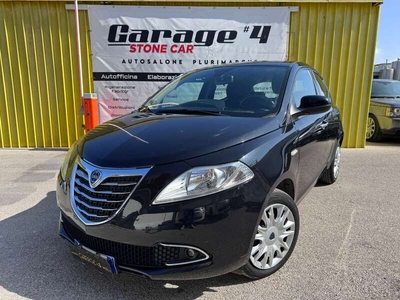 Usato 2013 Lancia Ypsilon 1.2 Diesel 95 CV (5.490 €)