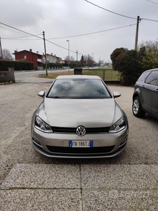 Usato 2015 VW Golf VII 1.6 Diesel 110 CV (12.000 €)