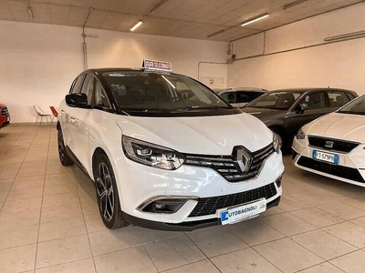 Usato 2022 Renault Scénic IV 1.3 Benzin 140 CV (21.600 €)