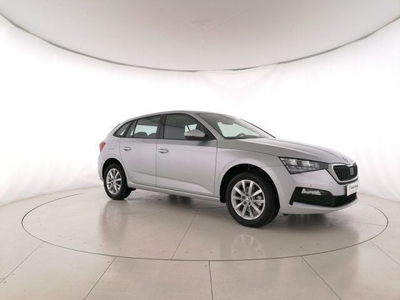 Usato 2022 Skoda Scala 1.5 Benzin 150 CV (22.300 €)