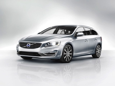 VOLVO V60 2.0 d4 ved (d3) Momentum geartronic