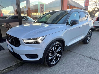 Volvo XC40 D4