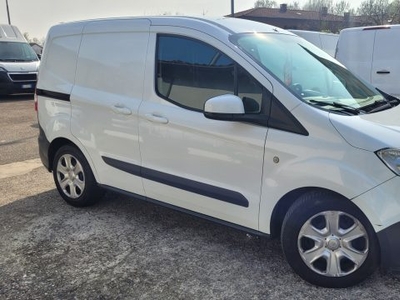 2015 FORD Transit Courier