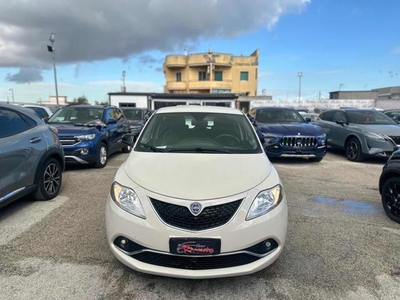 2016 LANCIA Ypsilon