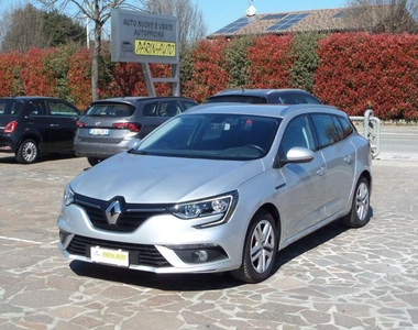 2019 RENAULT Megane