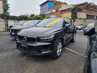 2019 VOLVO XC40