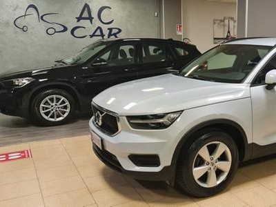 2020 VOLVO XC40