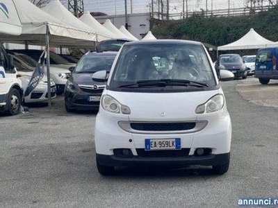 Smart ForTwo 1000 52 kW coupé pure Roma