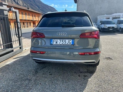 AUDI Q5 40 TDI quattro S tr. Business Sport