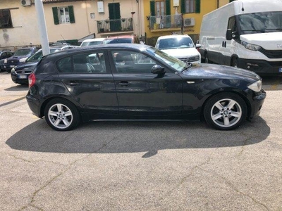 BMW SERIE 1 d cat 5 porte Attiva