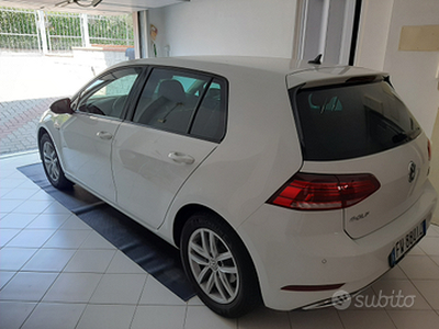 Golf 7.5 exequtive metano