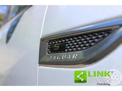 JAGUAR E-PACE 2.0D 179 CV AWD R-Dynamic S