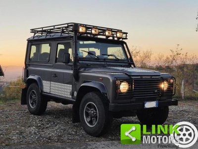 Land Rover Defender 90 2.5 Td5 Station Wagon Tomb Raider usato