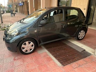 Toyota Aygo 1.0 5porte garantita Navi-2011