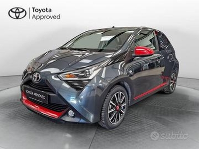 Toyota Aygo Connect 1.0 VVT-i 72 CV 5 porte x...