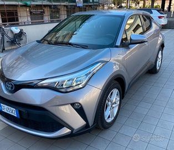 Toyota chr