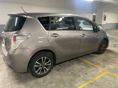 Toyota corolla verso