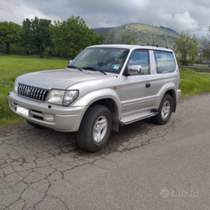 Toyota Land Cruiser J9