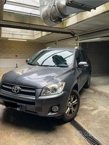 Toyota RAV4 2.2 td 150 cv - 4x4