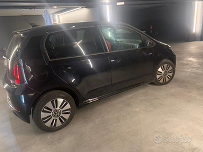 Volkswagen e-up Nera in condizioni perfette