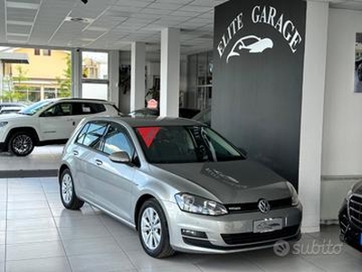 Volkswagen Golf 1.0 TSI 115 CV 5p. Trendline BlueM