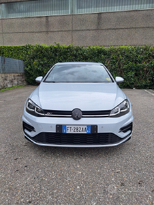 Volkswagen Golf 1.5 Tsi