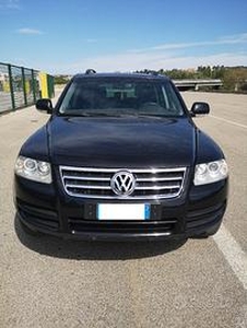 VOLKSWAGEN Touareg - 2006