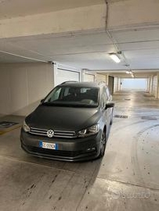 VOLKSWAGEN Touran - 2020