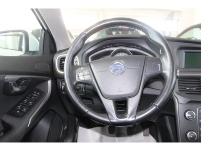 VOLVO V40 D2 Business