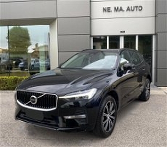 Volvo XC60 B4 Geartronic Momentum del 2021 usata a Pontedera