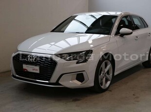 Audi A3 30 TDI S tronic Sportback Advanced Business 85 kW