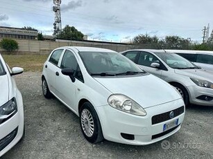 Fiat Grande Punto 1.3 Diesel- OK NEOPATENTATI