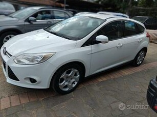 Ford Focus 1.6 Benz/GPL 120 cv