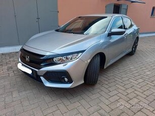 Honda Civic 1.0T 5 porte Executive Premium