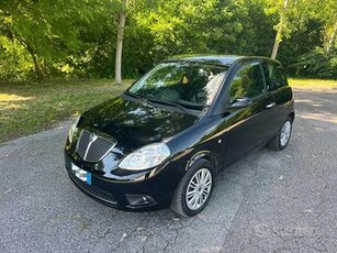 Lancia Ypsilon 1.3 MJT 75cv Modamilano PER NEO