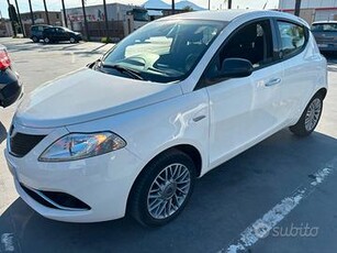 LANCIA Ypsilon - 2012