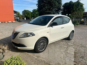 Lancia Ypsilon Gold GPL