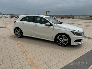 Mercedes Benz A 180 d Premium AMG