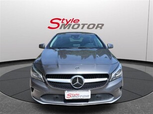 Mercedes-Benz CLA Shooting Brake 200 Business usato