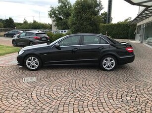 Mercedes e 220