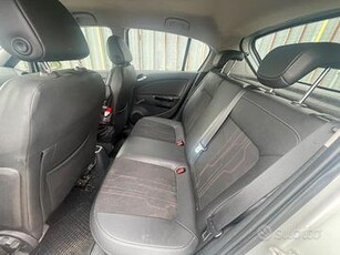 Opel corsa D 2012