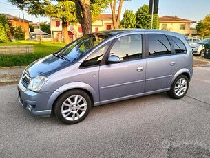 OPEL Meriva 2009 1.6 i 172000 km come nuova