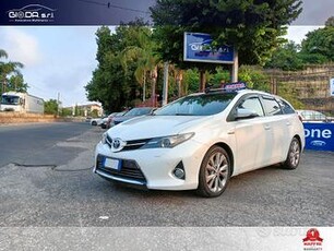 Toyota Auris 1.8 Hybrid Lounge