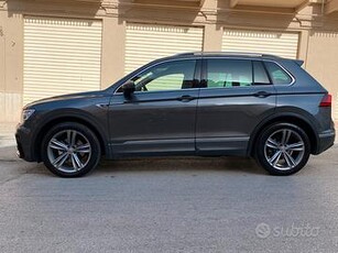 Volkswagen Tiguan R-Line 2.0 TDI 150 CV