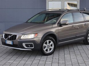 Volvo V70 2.4 D5 AWD Momentum usato