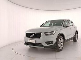 VOLVO XC40 2.0 d3 Momentum awd geartronic my20