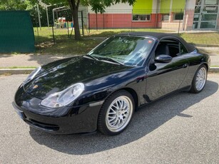 2000 | Porsche 911 Carrera